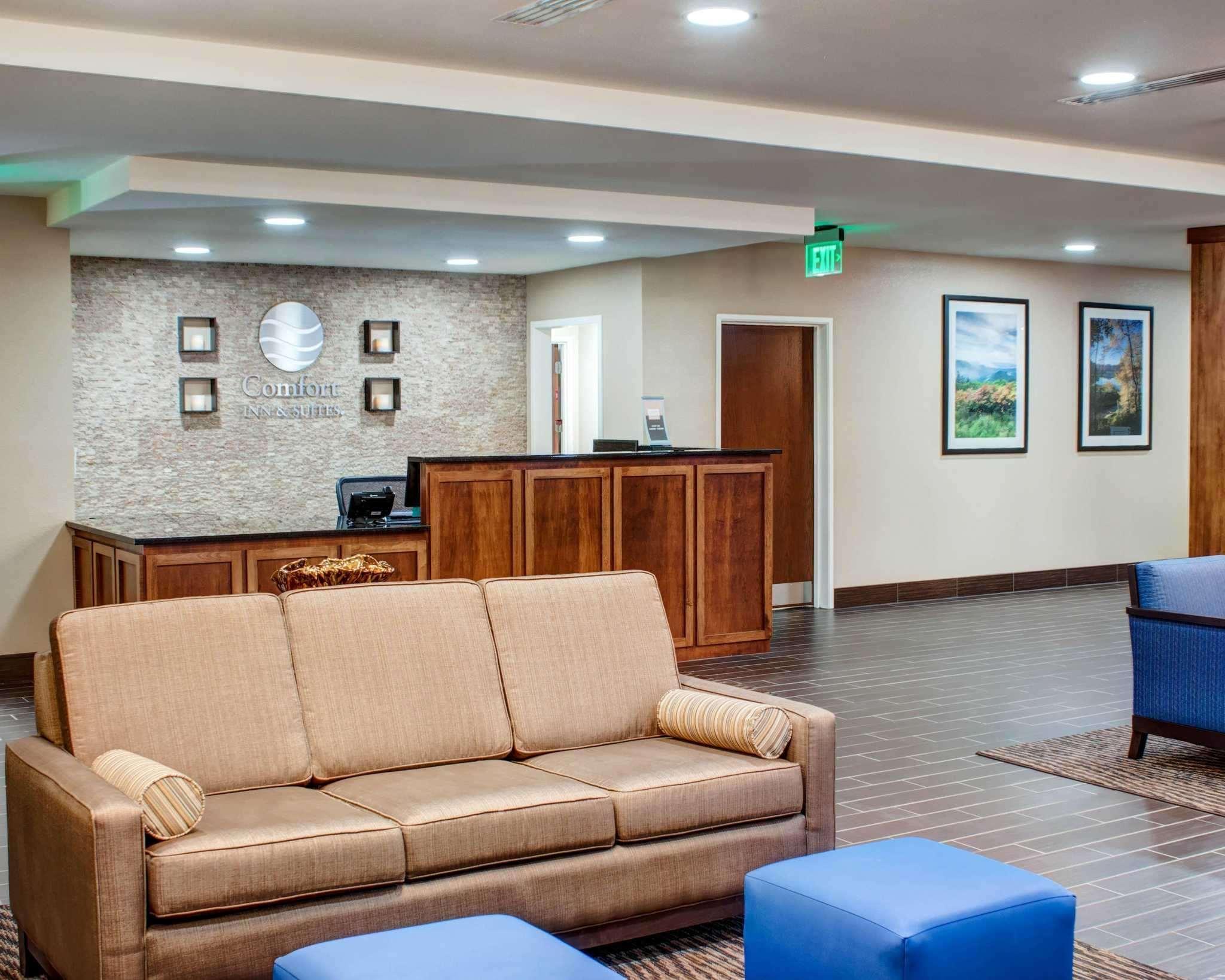 Comfort Inn & Suites Caldwell Екстериор снимка